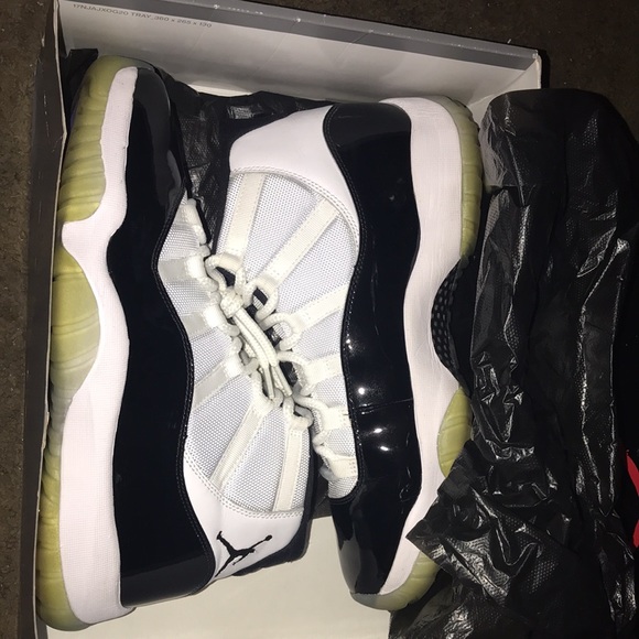 Jordan 11 - Picture 5 of 5